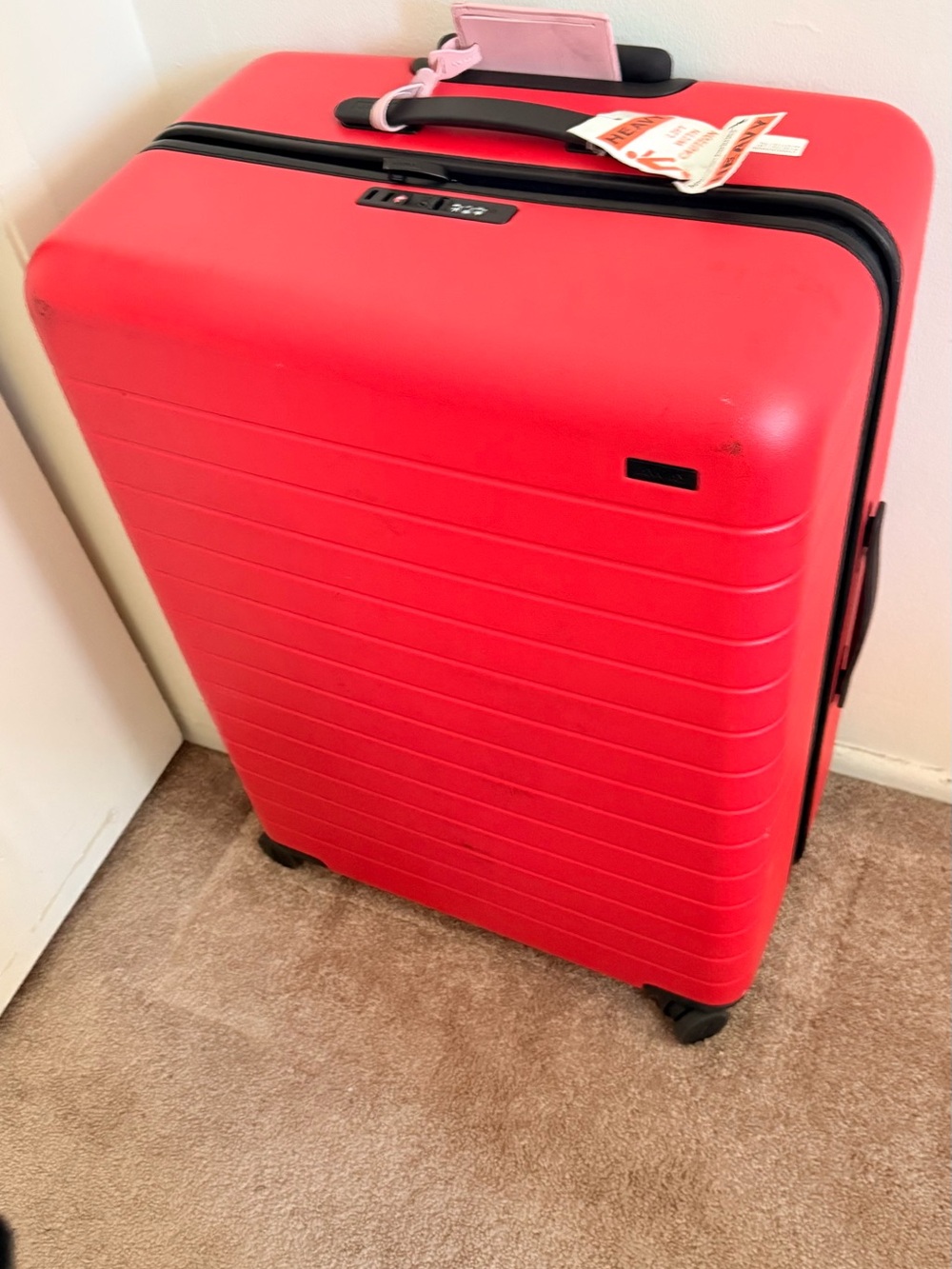 Away Large Hardshell Suitcase- only been used once